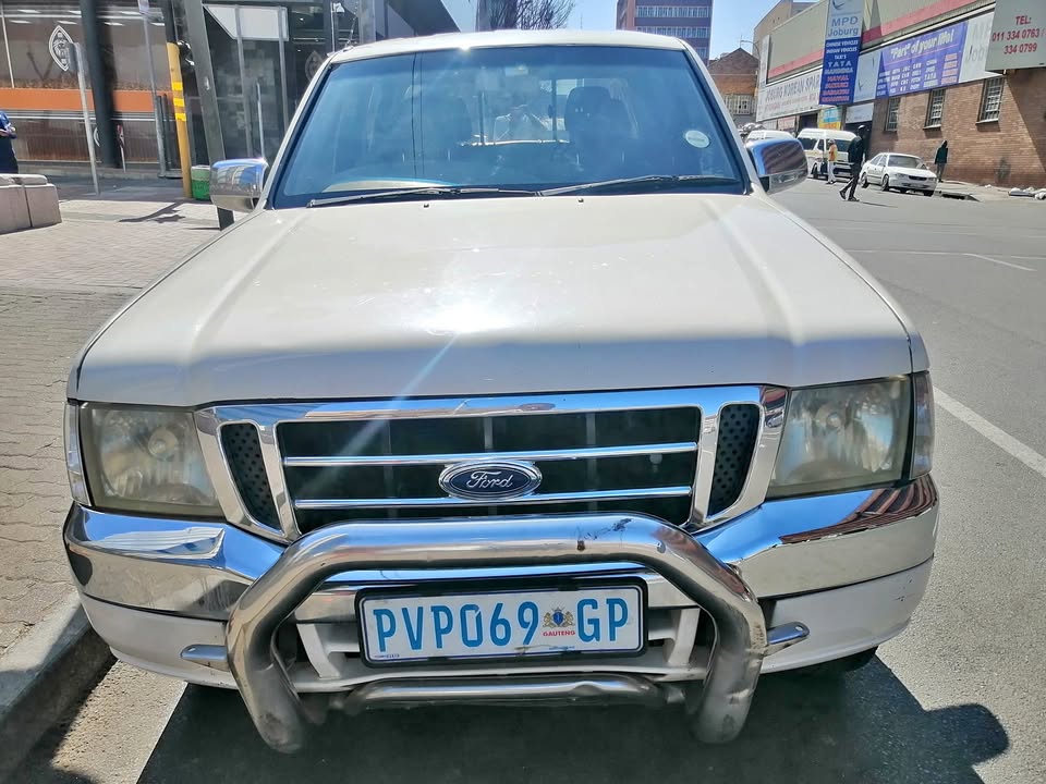 2004 Ford Ranger XLE 4-4 171.000km Automatic 2004 Ford Ranger XLE 4-4 171.000km Automatic