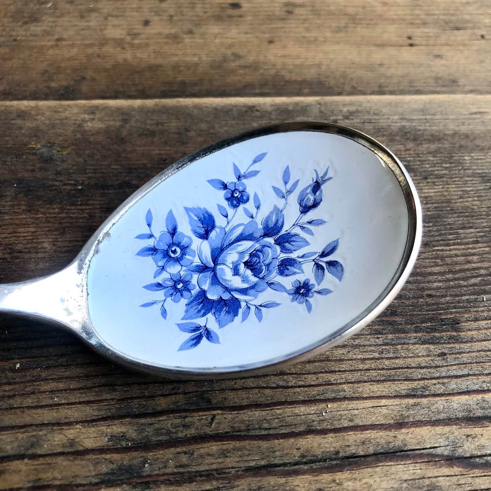Elegant Silver-Plated Tablespoon with Porcelain Insert – Blue Floral Design & Rose Detail on Stem