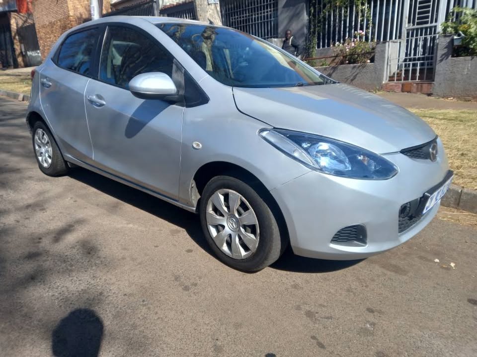 2008 Mazda 2 Hatchback 1.3 Manual Petrol, Silver, 156000kms