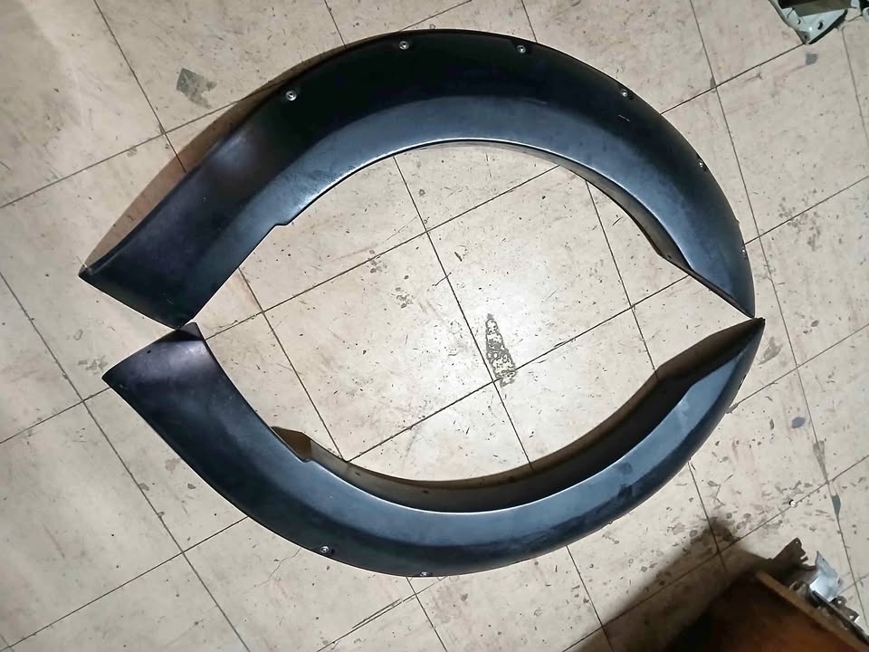 Toyota hilux gd6 wheel arch - Private Seller Toyota hilux gd6 wheel arch - Private Seller