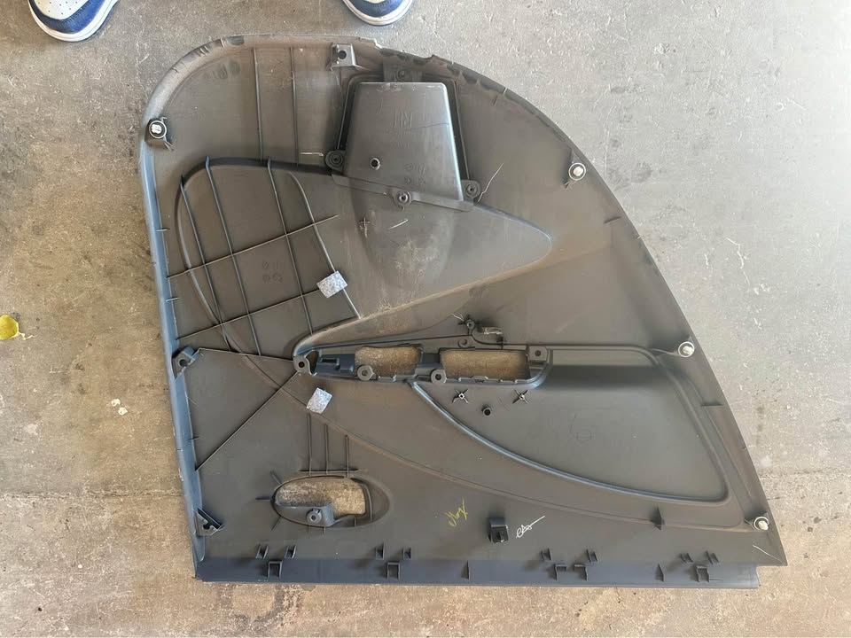 Toyota Etios complete door components - Private Seller Toyota Etios complete door components - Private Seller