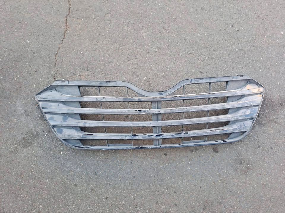 2015 - 2021 TOYOTA AVANZA FRONT GRILLE - Private Seller 2015 - 2021 TOYOTA AVANZA FRONT GRILLE - Private Seller