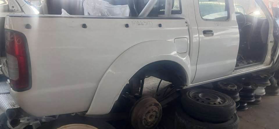 NISSAN NP300 STRIPPING FOR SPARES - Private Seller