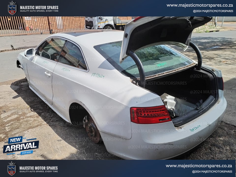 Audi A5 2012 stripping for used spares used parts