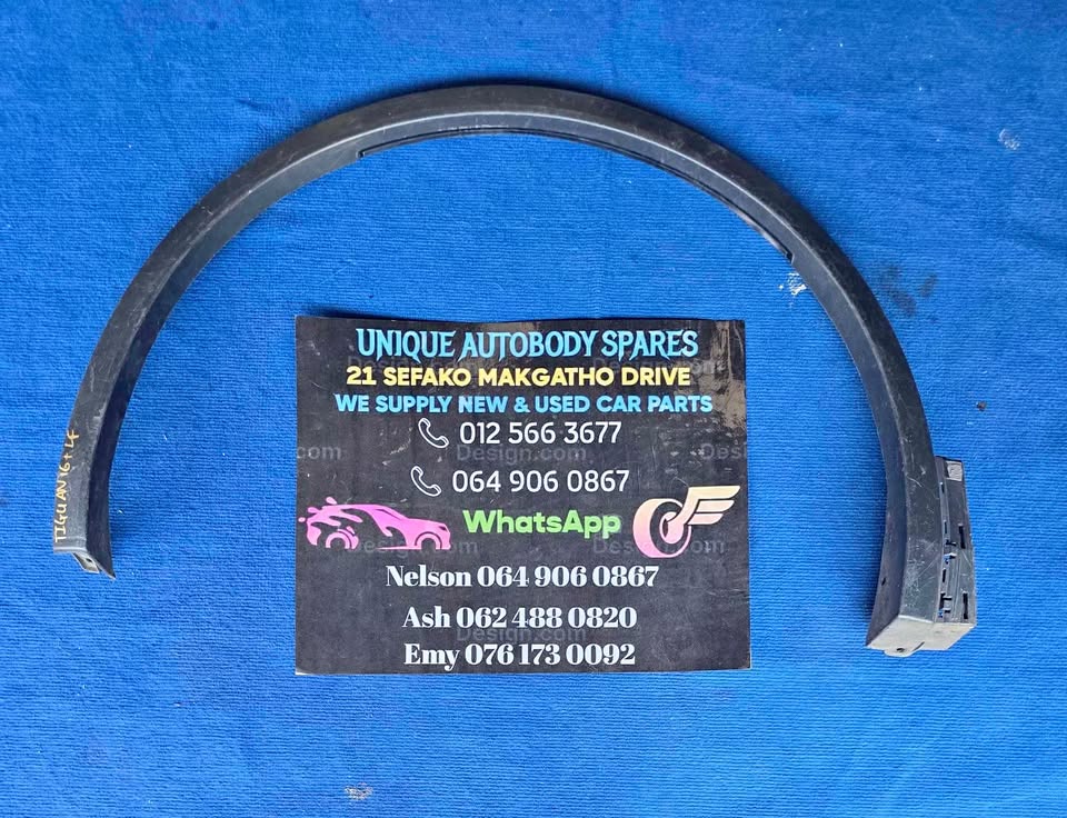 VW Tiguan 2016 + Left Front Wheel Arch