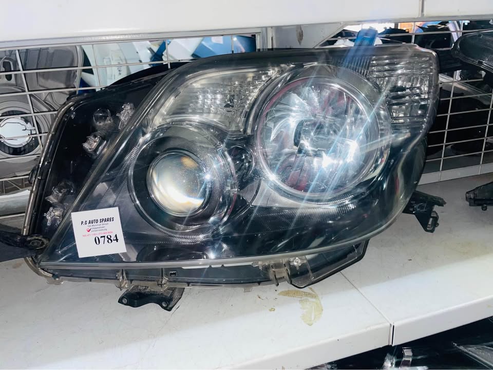 TOYOTA PRADO HEADLIGHTS 2011 - Private Seller
