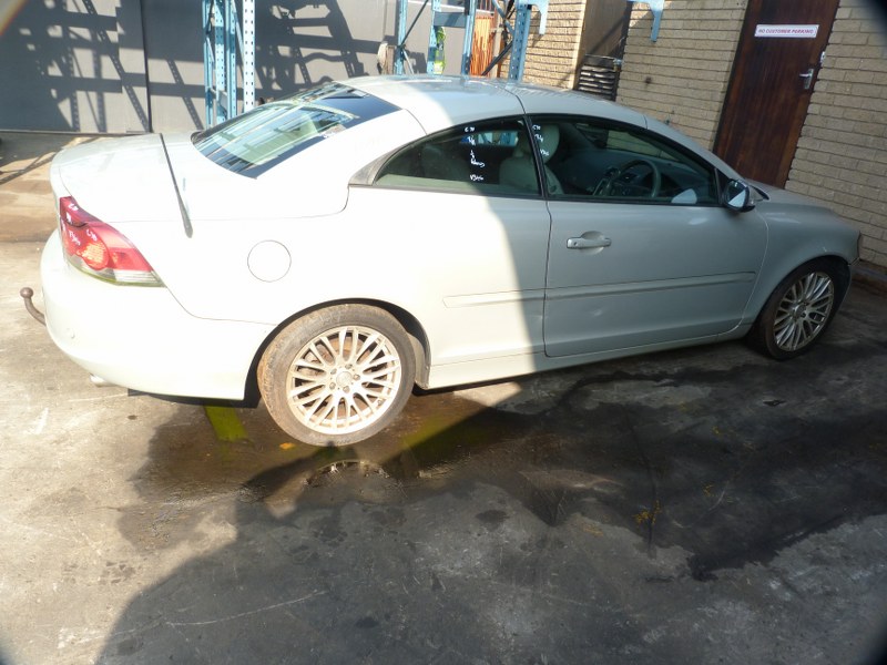 Volvo C70 T5 2.5 AT Gold - 2007 STRIPPING FOR SPARES - Private Seller Volvo C70 T5 2.5 AT Gold - 2007 STRIPPING FOR SPARES - Private Seller