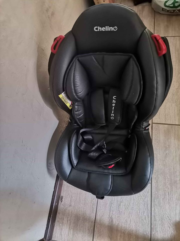 Chelino Leather Car Seat