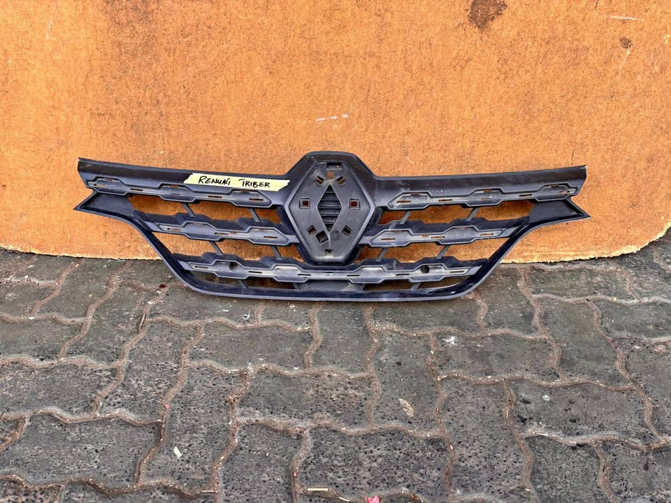 Renault Triber Grill - Private Seller Renault Triber Grill - Private Seller