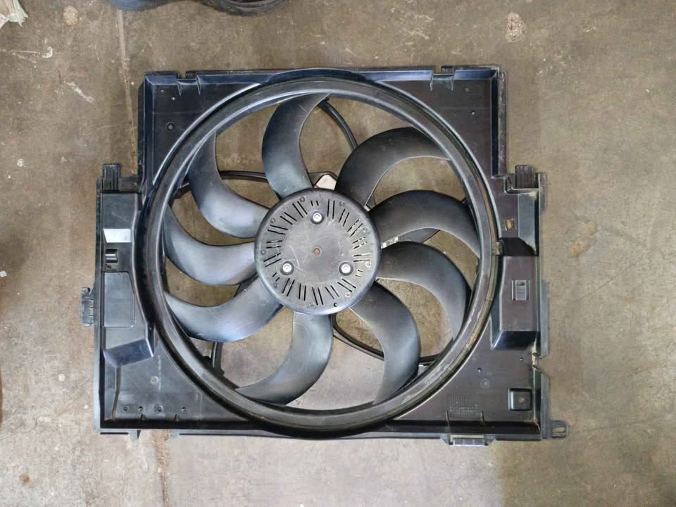 BMW F20/F30 RADIATOR FAN - Private Seller BMW F20/F30 RADIATOR FAN - Private Seller