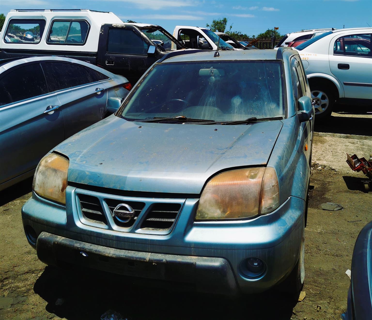 2004 Nissan X-Trail 2.0L – Stripping for Spares