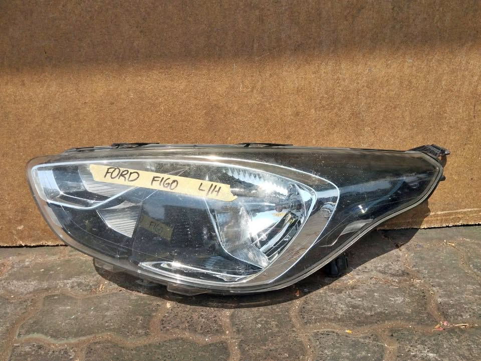 Ford Figo Headlight left side - Private Seller Ford Figo Headlight left side - Private Seller