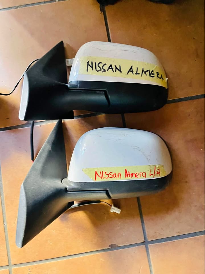 Nissan Almera side mirrors - Private Seller Nissan Almera side mirrors - Private Seller
