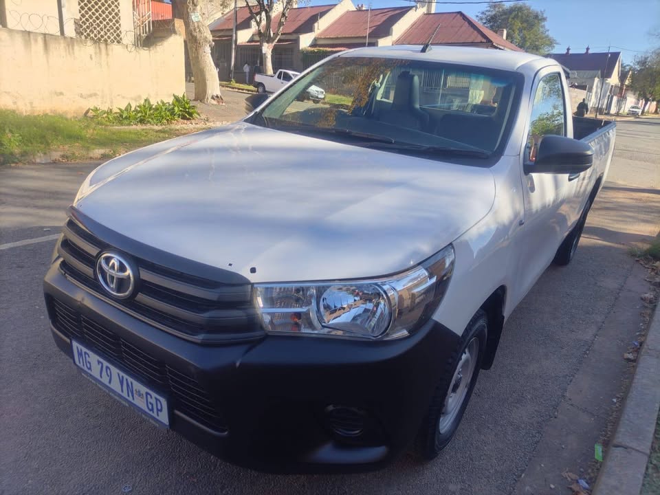 2023 Toyota hilux single cab 2.0 VVTI