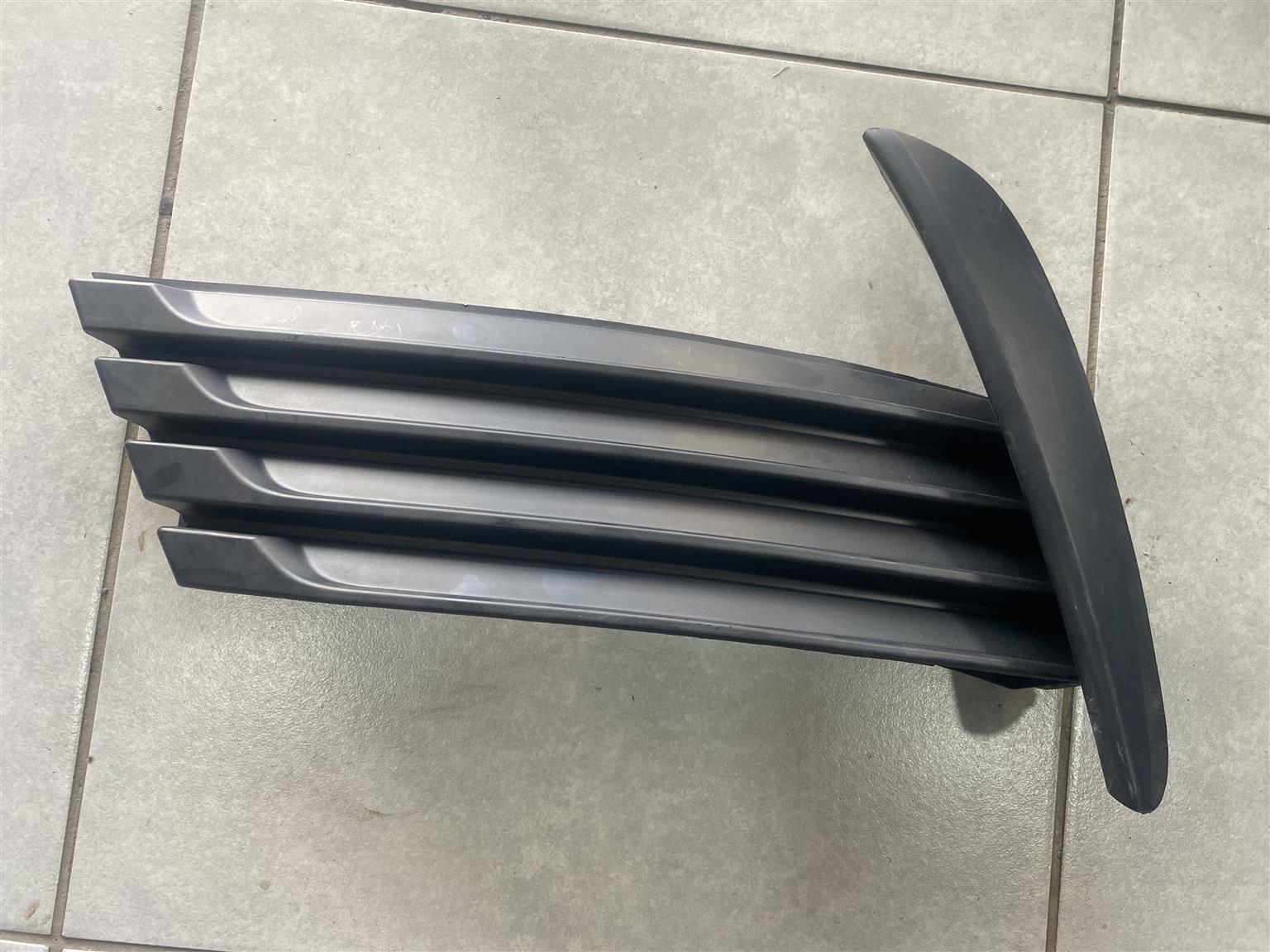 2017 TOYOTA COROLLA PRESTIGE SPOTLIGHT COVER LEFT SIDE FOR SALE. BRAND NEW - Private Seller 2017 TOYOTA COROLLA PRESTIGE SPOTLIGHT COVER LEFT SIDE FOR SALE. BRAND NEW - Private Seller