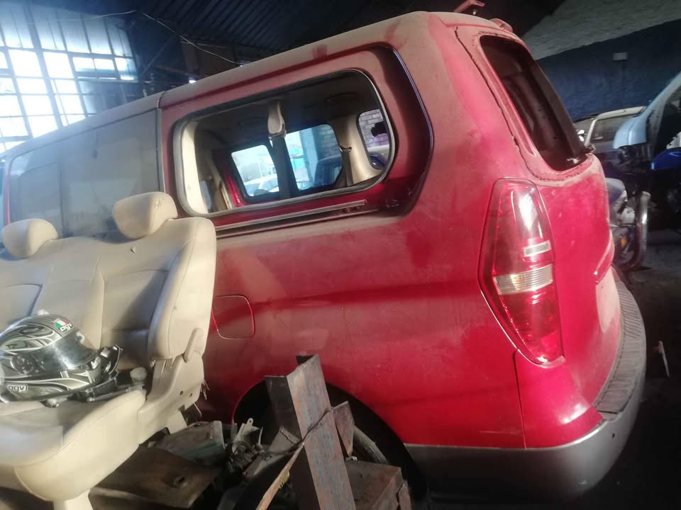 Hyundai H1 stripping - Private Seller