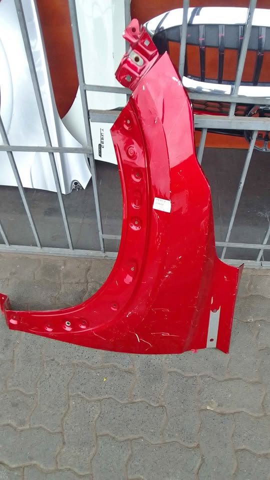 Nissan magnate FENDER - Private Seller Nissan magnate FENDER - Private Seller