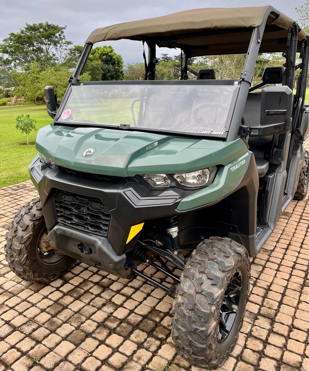 Can Am Traxter HD9