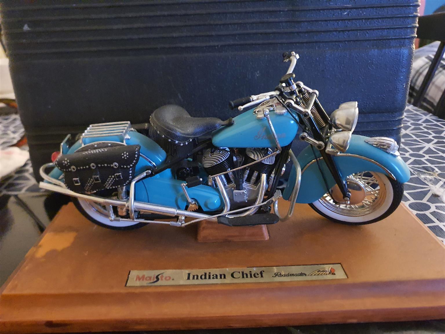 Indian chief model motor bike Indian chief model motor bike