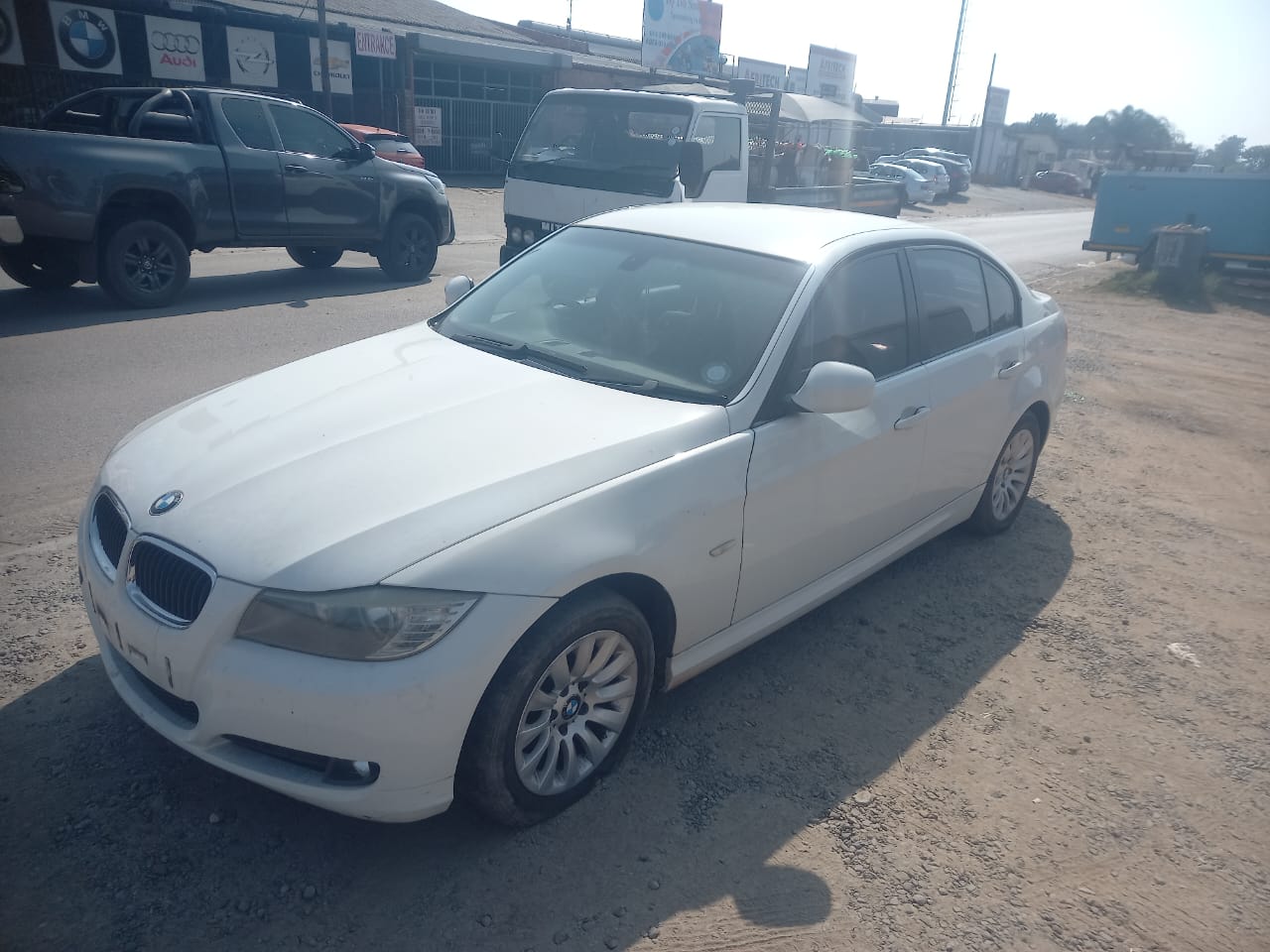 2009 BMW 320I AUTOMATIC NOW STRIPPING FOR SPARES - Private Seller 2009 BMW 320I AUTOMATIC NOW STRIPPING FOR SPARES - Private Seller