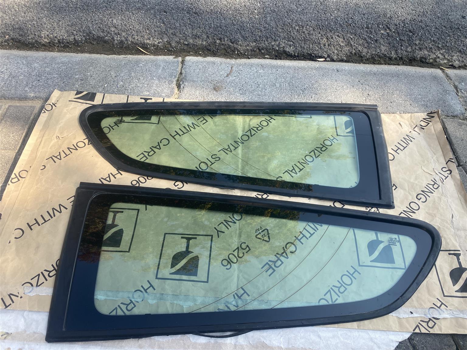 2013 VOLVO C30 REAR QUARTER GLASSES FOR SALE. IN PRISTINE CONDITION - Private Seller