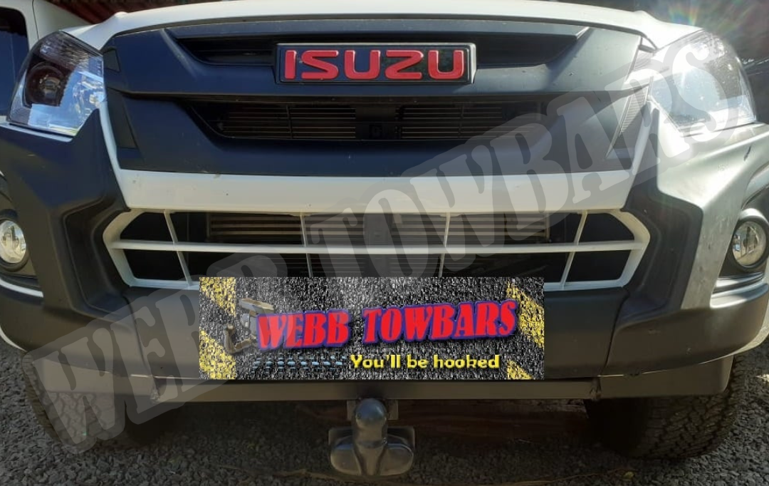 Isuzu D-Max Standard/Detachable Towbars and Standard Side Steps - Private Seller Isuzu D-Max Standard/Detachable Towbars and Standard Side Steps - Private Seller