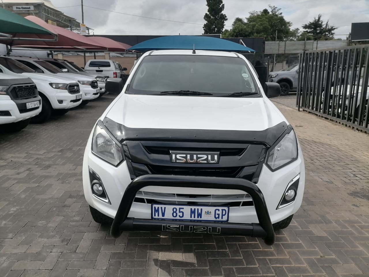 Used 2019 Isuzu D-Max Gen 6 250 double cab Hi-Ride manual - Private Seller