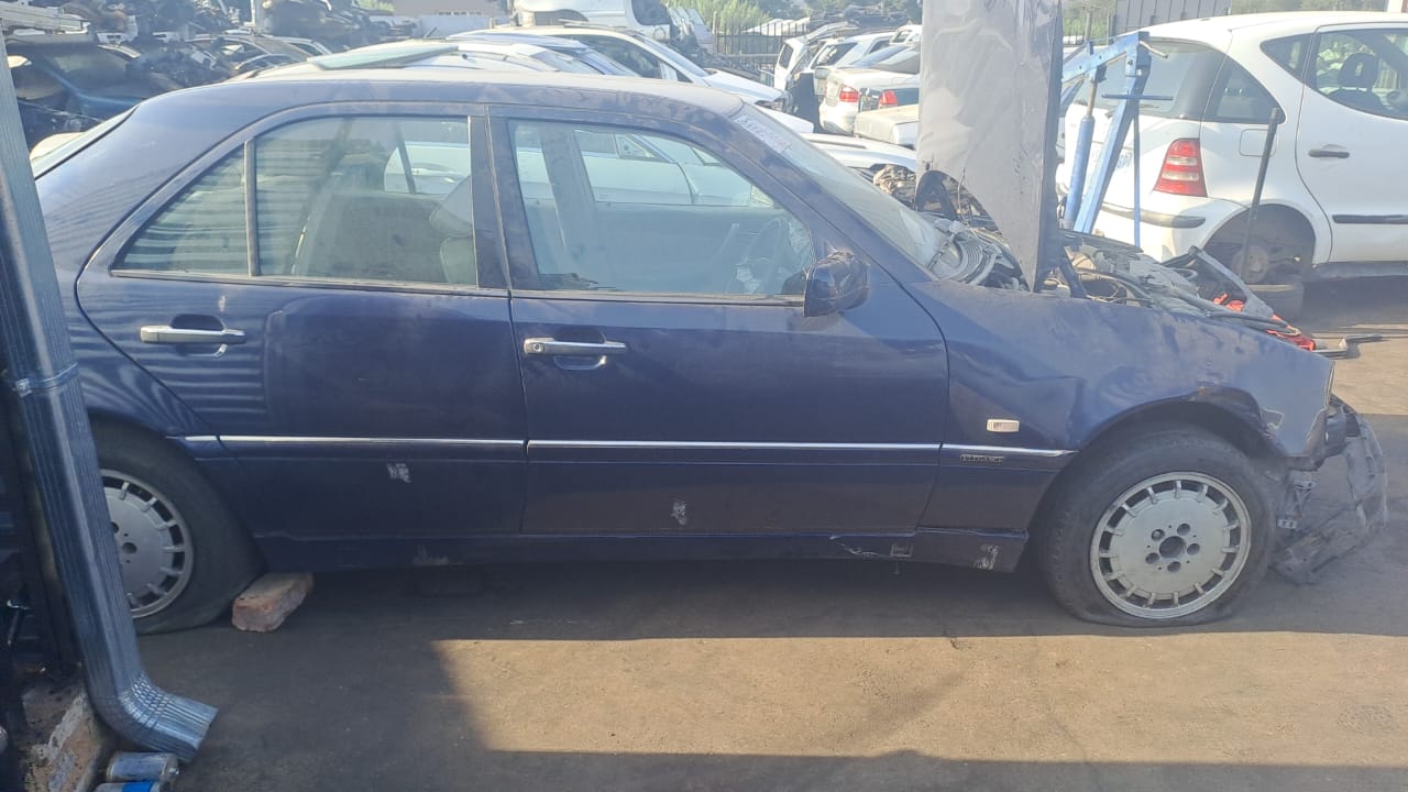 Merc Benz W202 c200 stripping - Private Seller Merc Benz W202 c200 stripping - Private Seller