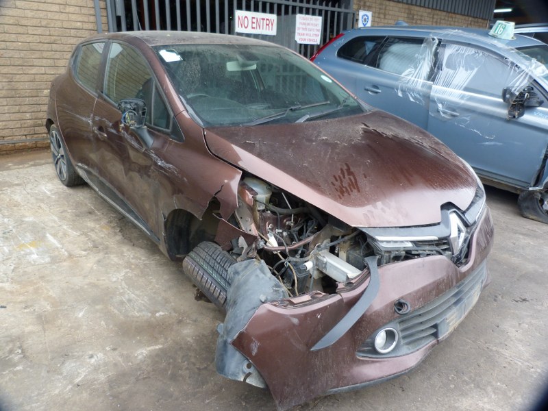 Renault Clio IV 900cc Dynamique Manual Brown - 2014 STRIPPING FOR SPARES - Private Seller Renault Clio IV 900cc Dynamique Manual Brown - 2014 STRIPPING FOR SPARES - Private Seller