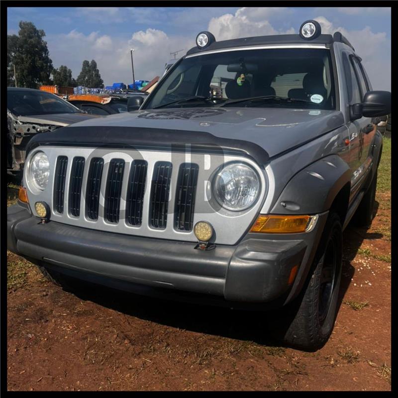 Jeep Cherokee Renegade Body and Engine Spares - Private Seller Jeep Cherokee Renegade Body and Engine Spares - Private Seller