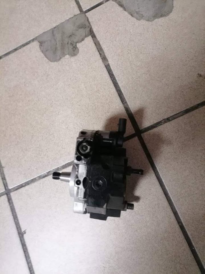 BMW X5 E53 3.0d HIGH PRESSURE PUMP - Private Seller BMW X5 E53 3.0d HIGH PRESSURE PUMP - Private Seller