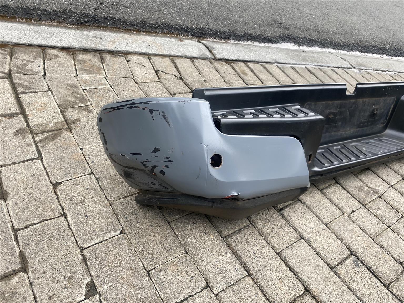2024 NISSAN NAVARA REAR BUMPER FOR SALE - Private Seller 2024 NISSAN NAVARA REAR BUMPER FOR SALE - Private Seller