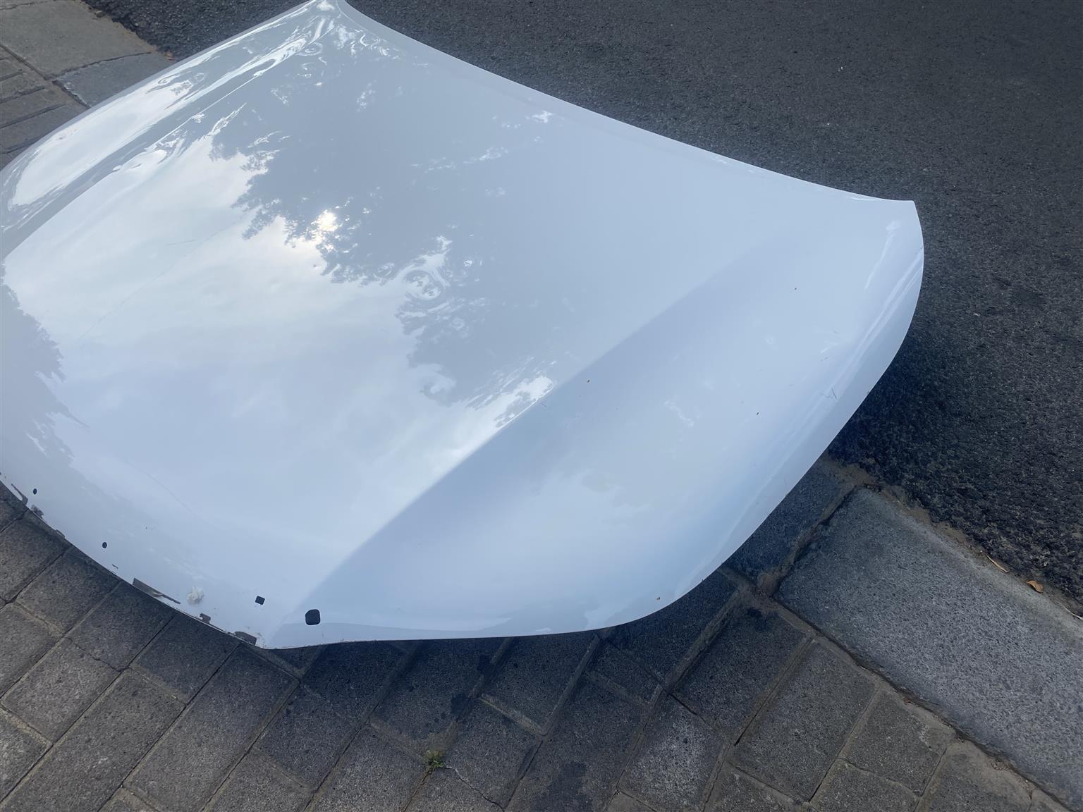 2024 TOYOTA HILUX GD-6 BONNET HOOD FOR SALE. IN EXCELLENT CONDITION - Private Seller 2024 TOYOTA HILUX GD-6 BONNET HOOD FOR SALE. IN EXCELLENT CONDITION - Private Seller