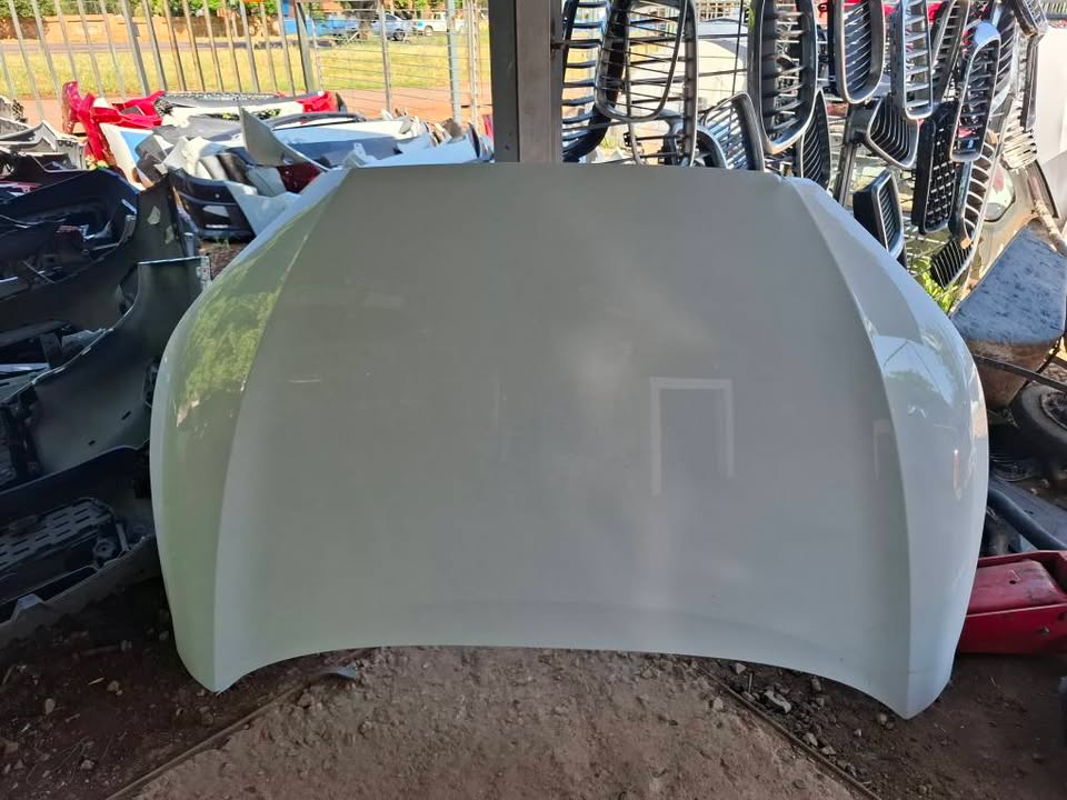 Toyota Corolla Cross Bonnet - Private Seller Toyota Corolla Cross Bonnet - Private Seller