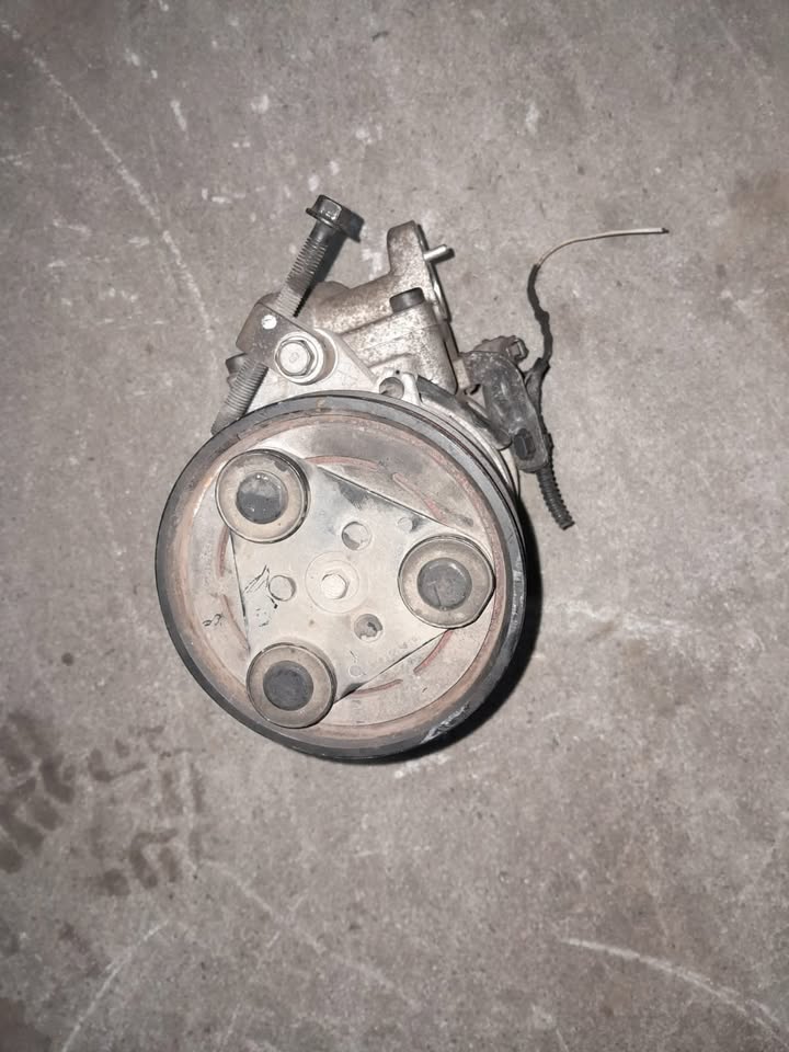 PICANTO & HYUNDAI I10 1.1L AIRCON PUMP (ENGINE G4HG) FOR SALE - Private Seller