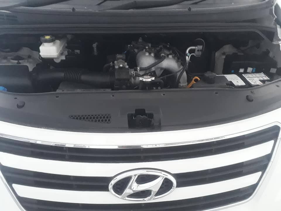 2018 HYUNDAI H1 2.5  PETROL WHITE COLOR MANUAL