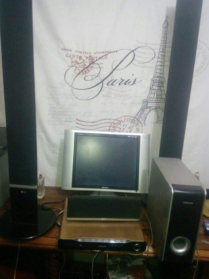 Philips sound System +Samsung Subhoofer + Lg Speakers Philips sound System +Samsung Subhoofer + Lg Speakers