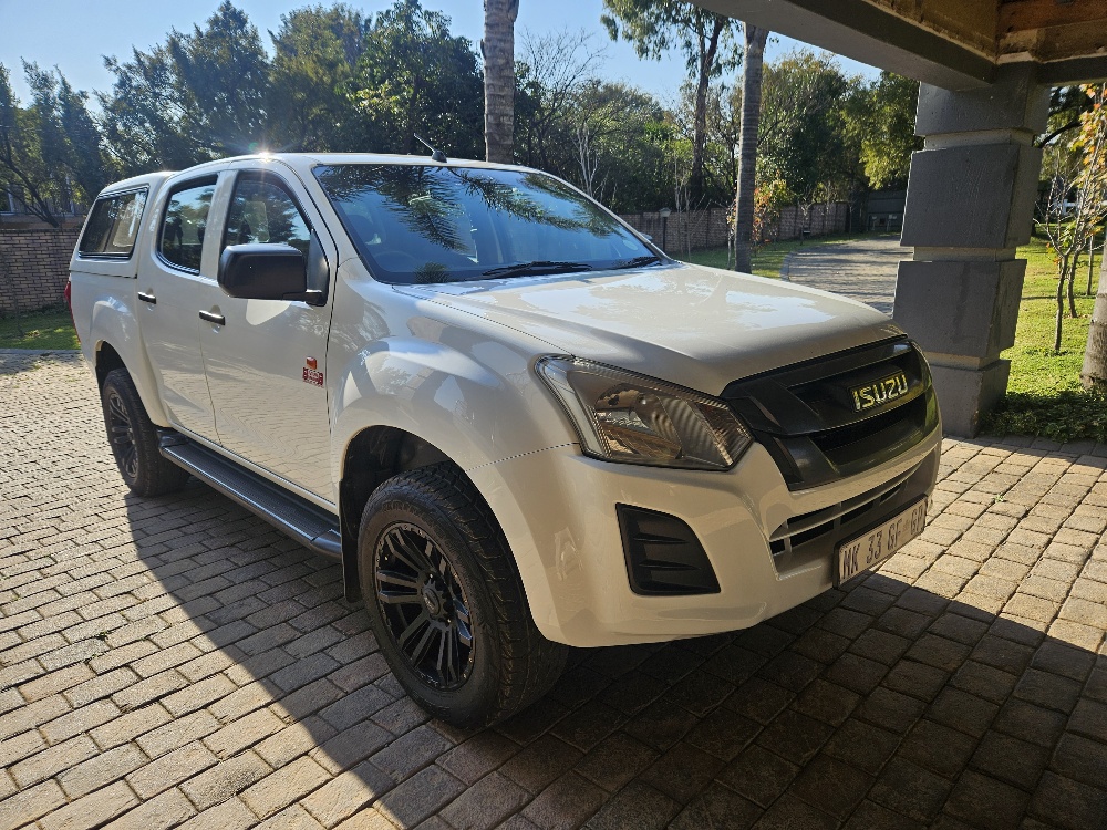 Used 2021 Isuzu D-Max 250 double cab 4x4 Hi-Ride - Private Seller Used 2021 Isuzu D-Max 250 double cab 4x4 Hi-Ride - Private Seller