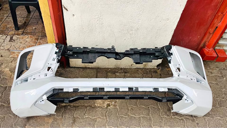 Mitsubishi Triton L200 bumper - Private Seller