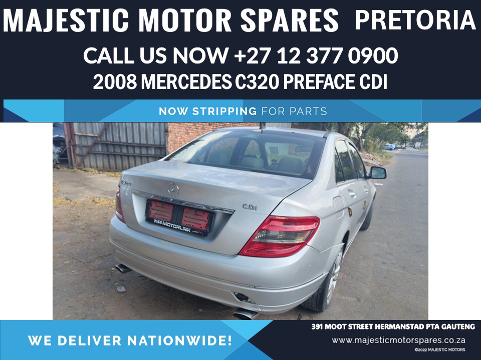 Mercedes C320 CDI preface stripping for spares silver iridium - Private Seller Mercedes C320 CDI preface stripping for spares silver iridium - Private Seller