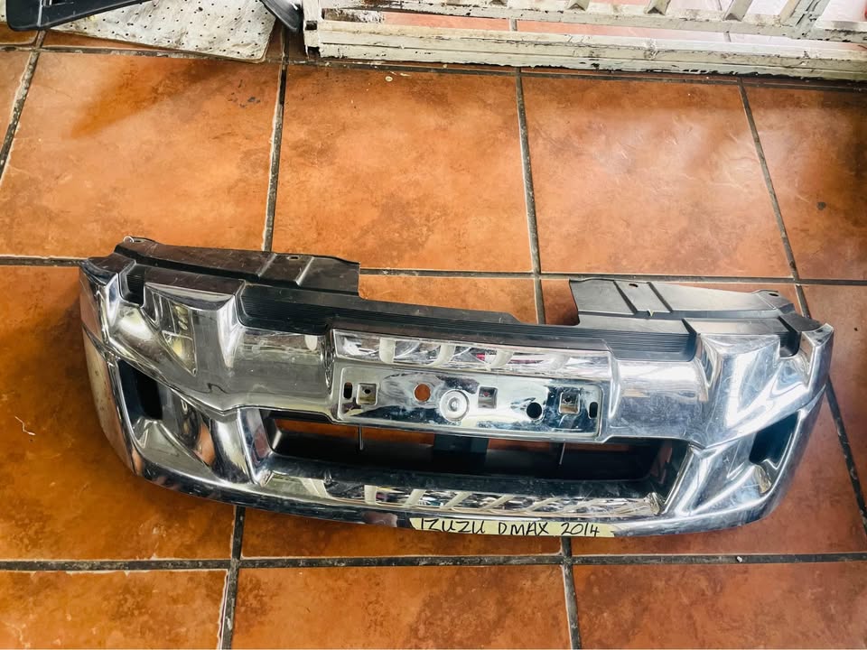 Isuzu D-Max grille 2014 - Private Seller