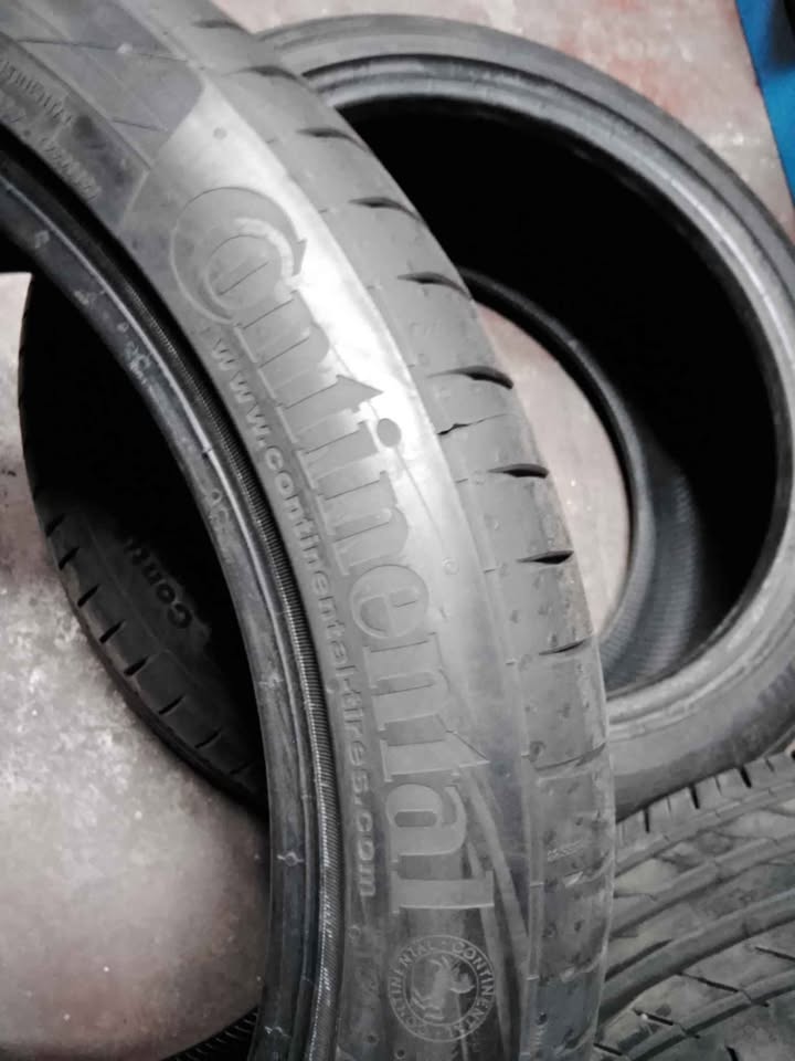 2 X 245/40/18 continental runflat tyres for Mercedes & BMW - Private Seller 2 X 245/40/18 continental runflat tyres for Mercedes & BMW - Private Seller