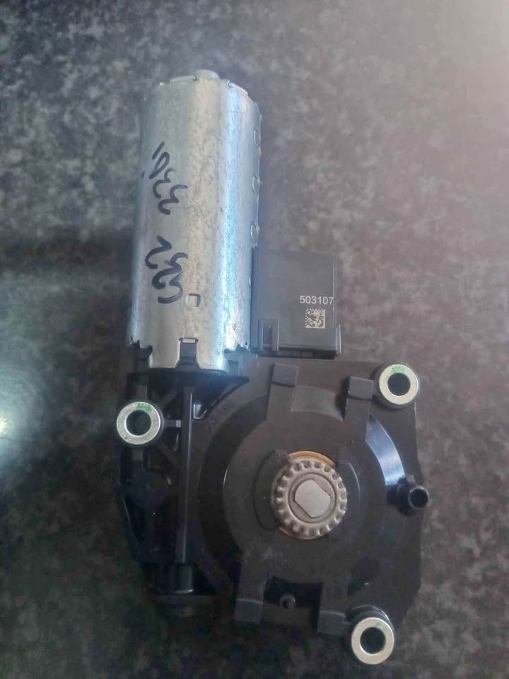 Bmw 2011 528i sunroof motor - Private Seller