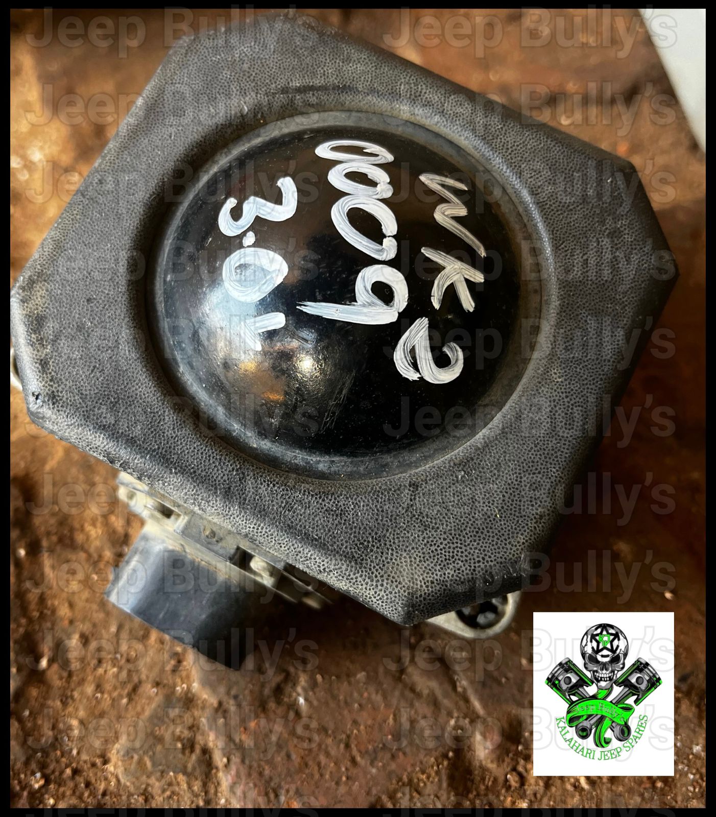 Jeep Grand Cherokee Wk2 Front Radar Sensor - Private Seller Jeep Grand Cherokee Wk2 Front Radar Sensor - Private Seller