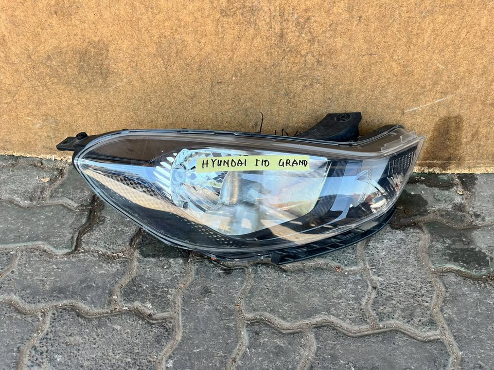 Hyundai i10 Grand Headlight - Private Seller Hyundai i10 Grand Headlight - Private Seller