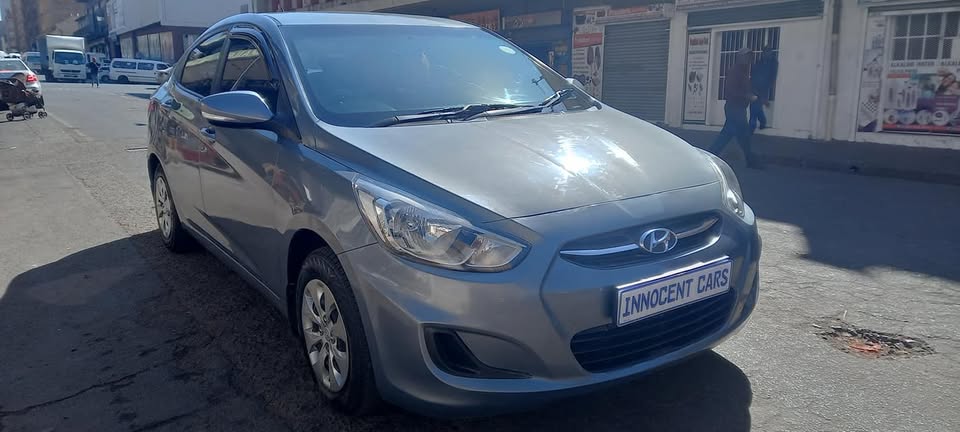 2019 HYUNDAI ACCENT 1.6 MANUAL TRANSMISSION. GREY COLOUR