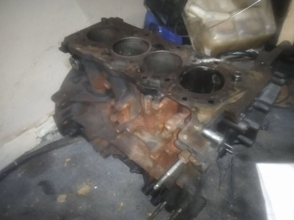 HONDA BALLADE D15 BLOCK FOR SALE - Private Seller HONDA BALLADE D15 BLOCK FOR SALE - Private Seller