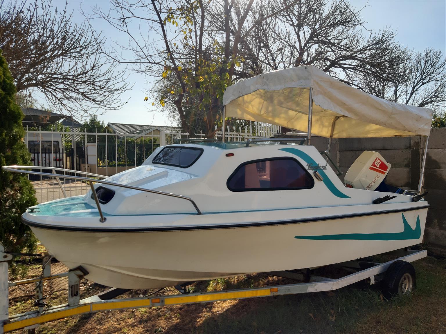 16ft Vagabond Cabin Cruiser Boat with 85Suzuki Outboard motor