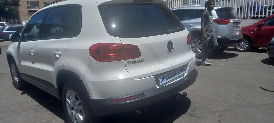 2013 VW TIGAUN 2.0 TDI DIESEL, MANUAL, WHITE COLOR, MILEAGE 98000KM