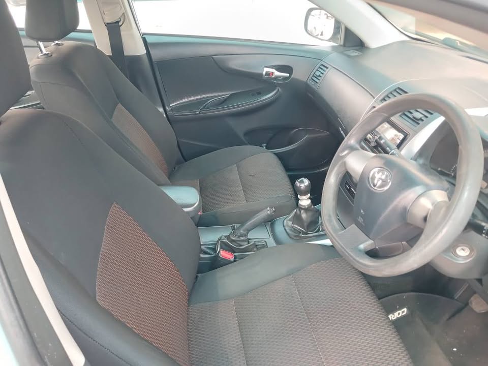 2017 TOYOTA COROLLA QUEST 1.6  Transmission: Manual  Mileage: 92000km  Fueltype: Petrol  White
